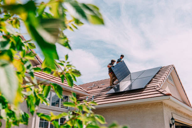 Best Roof Gutter Cleaning  in Clover, SC